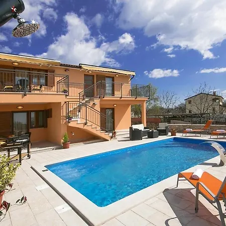 Holiday home House Vilana Jursici