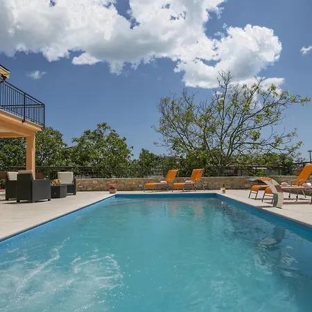 House Vilana