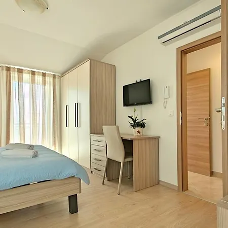 Holiday home House Vilana Jursici