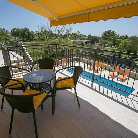 House Vilana Holiday home Jursici