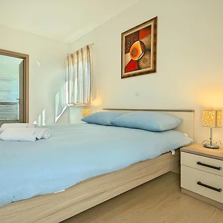 Holiday home House Vilana Jursici