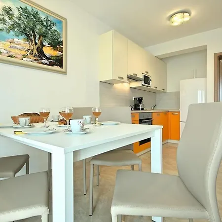 House Vilana *